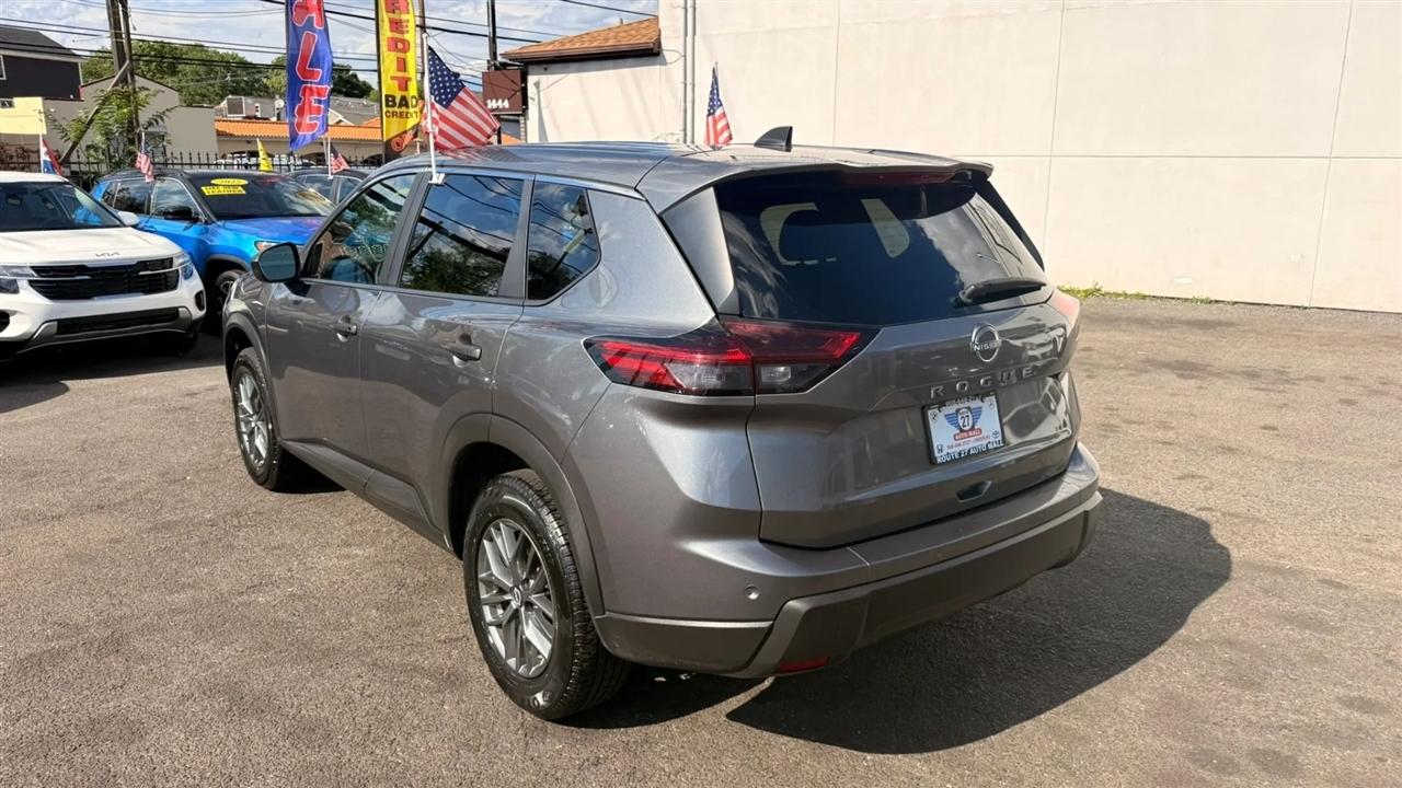 Nissan Rogue S 2024