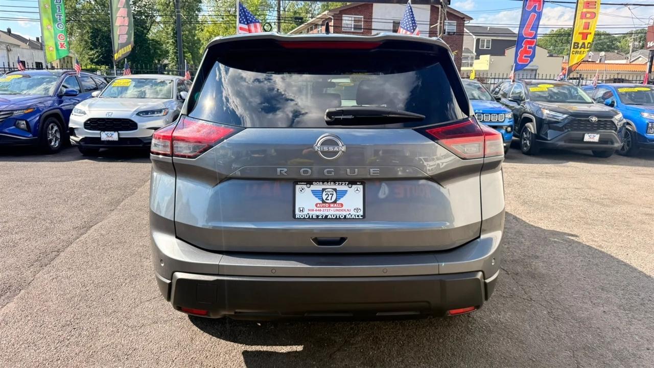 Nissan Rogue S 2024