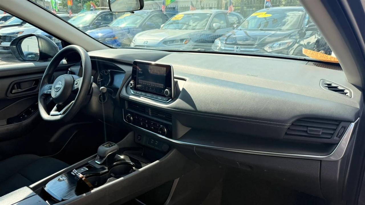 Nissan Rogue S 2024