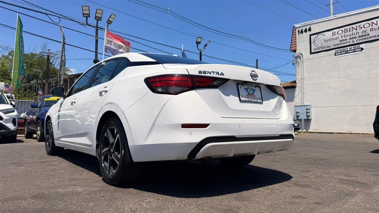 Nissan Sentra SV 2024