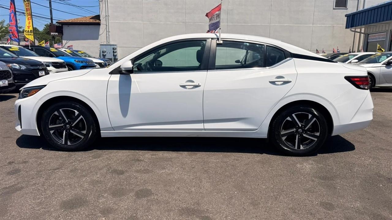 Nissan Sentra SV 2024