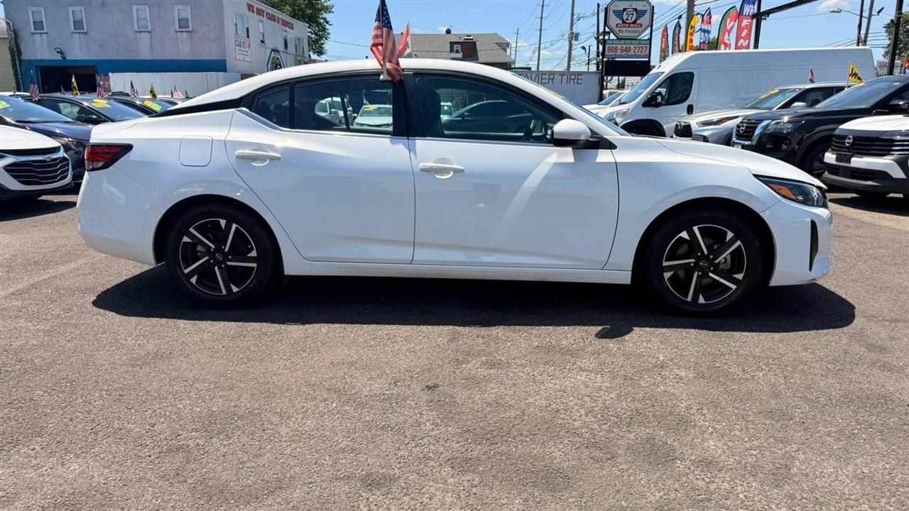Nissan Sentra SV 2024