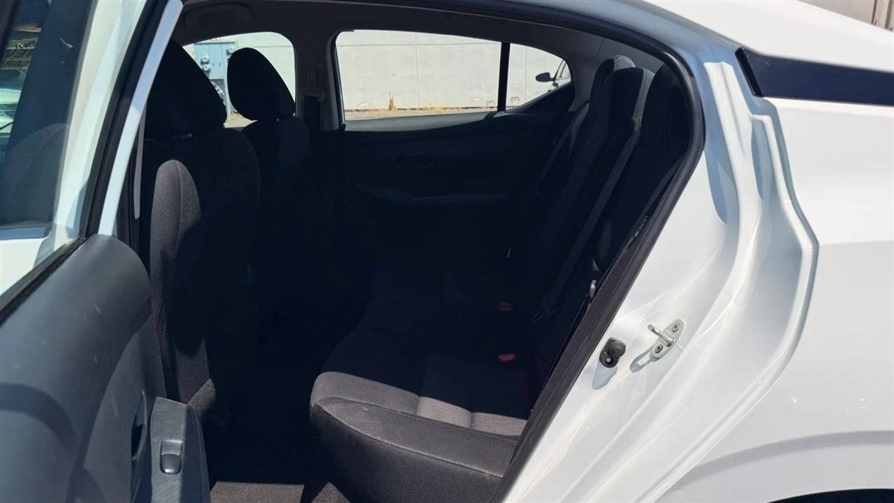 Nissan Sentra SV 2024