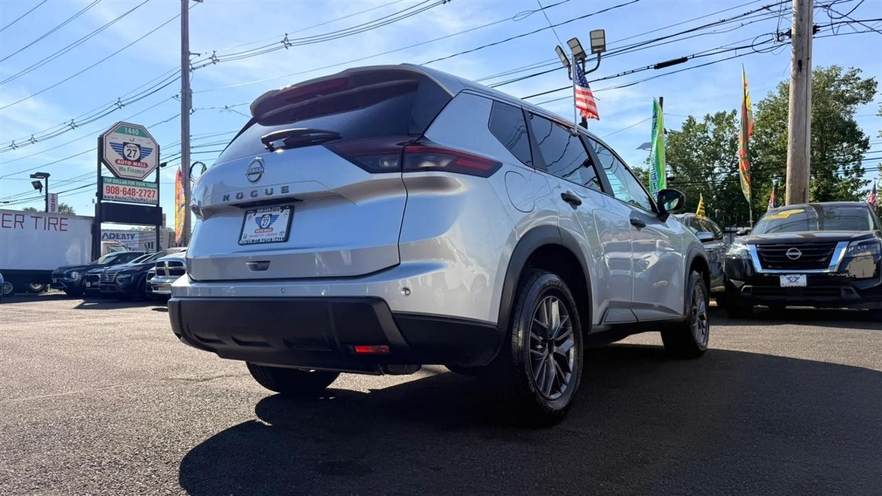 Nissan Rogue S 2024
