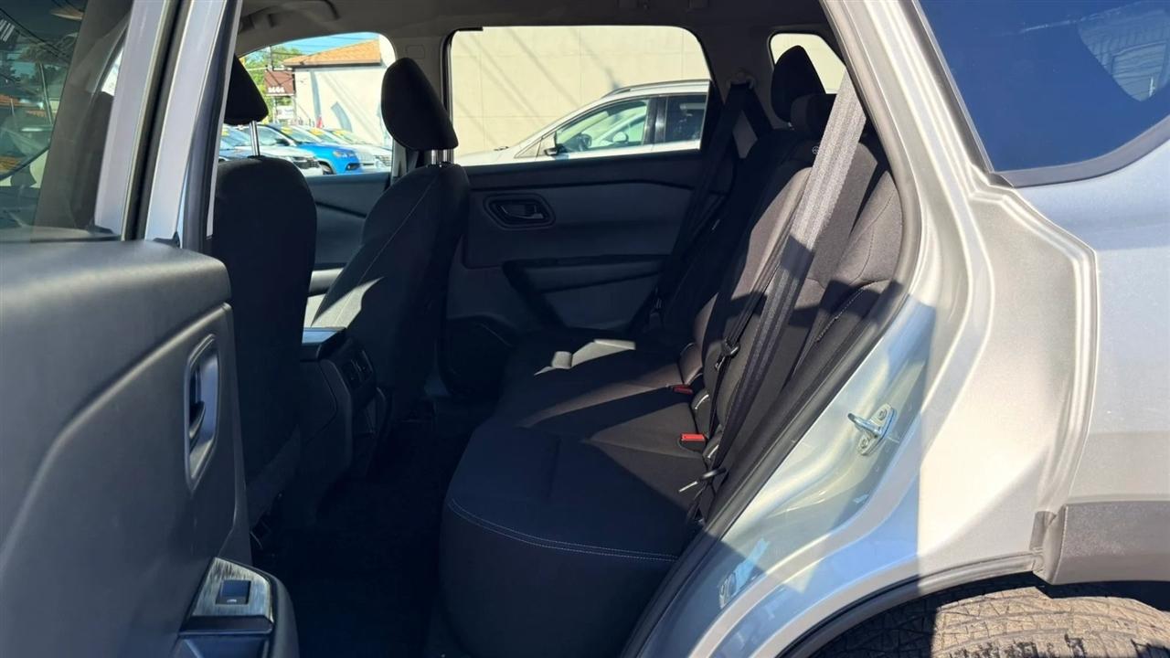 Nissan Rogue S 2024