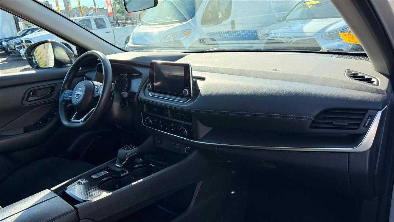 Nissan Rogue S 2024