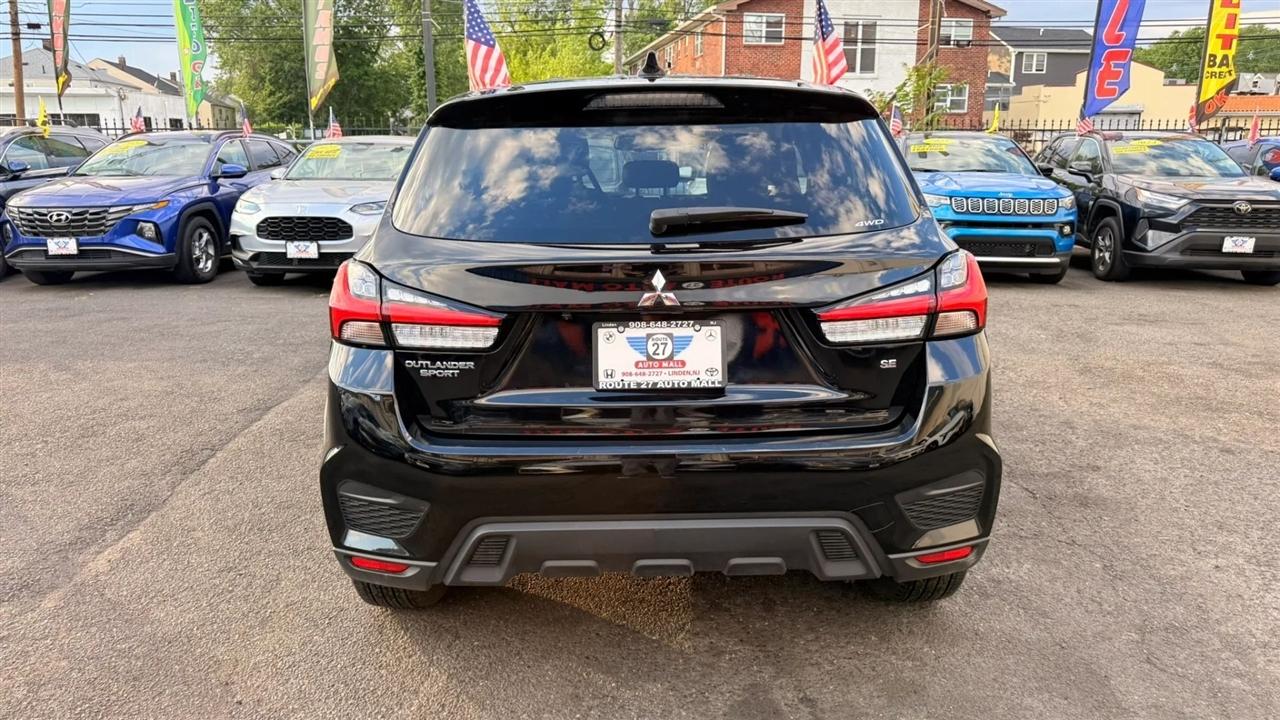 Mitsubishi Outlander Sport 2.0 ES 4WD 2025