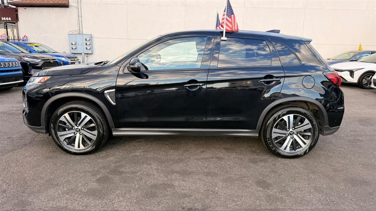 Mitsubishi Outlander Sport 2.0 ES 4WD 2025