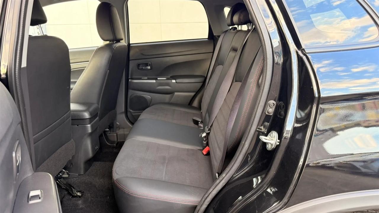 Mitsubishi Outlander Sport 2.0 ES 4WD 2025