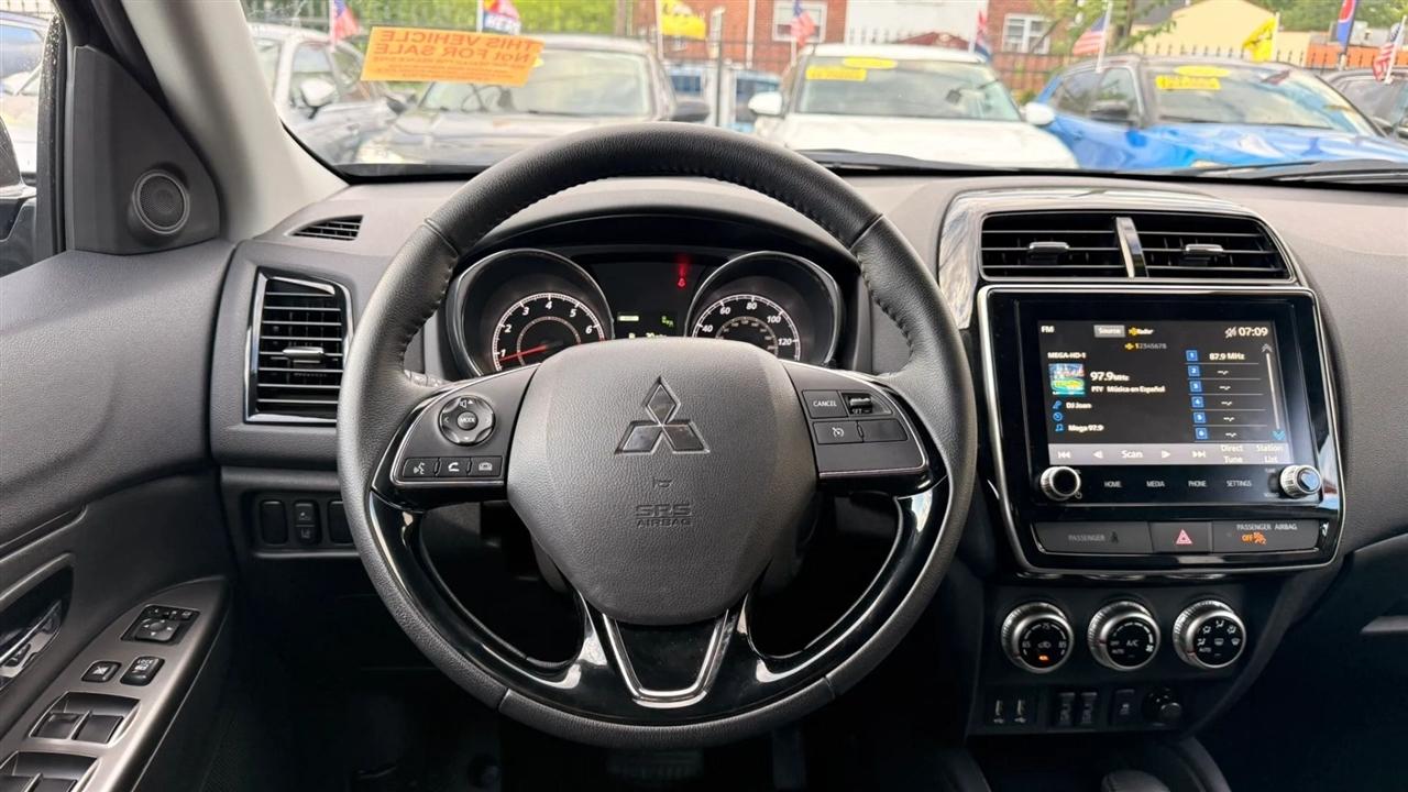 Mitsubishi Outlander Sport 2.0 ES 4WD 2025