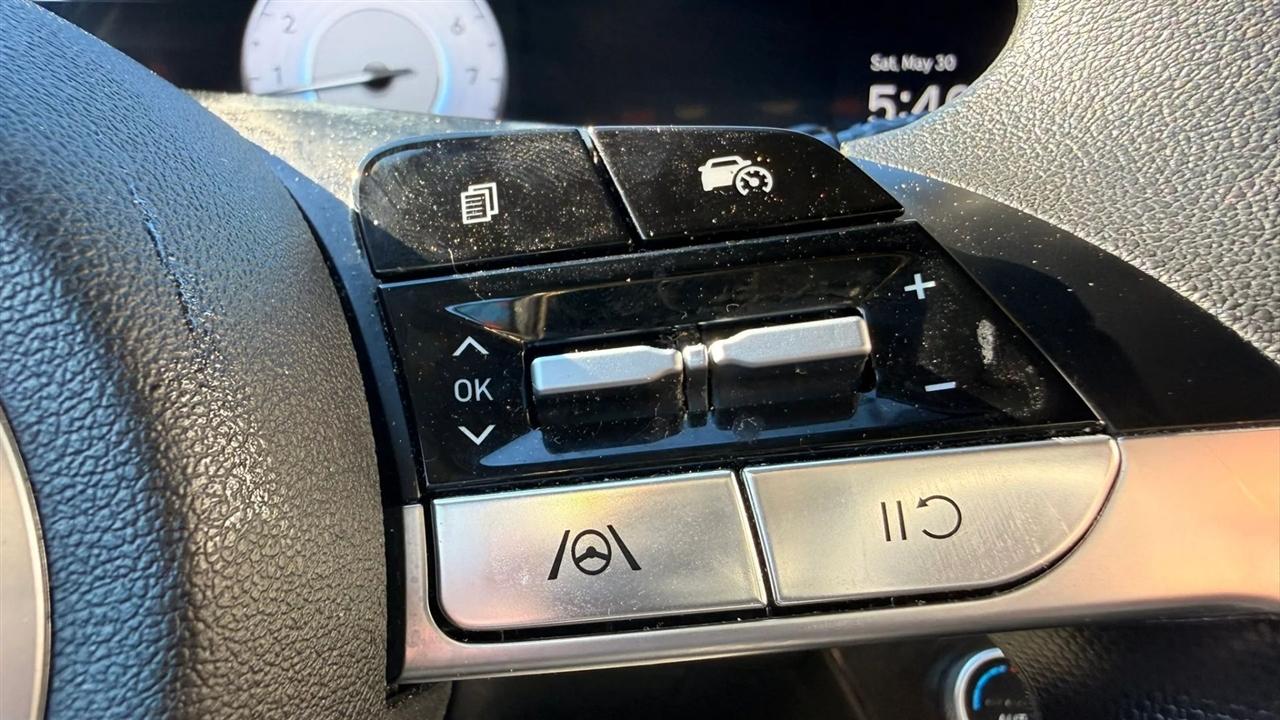 Hyundai Elantra SEL 2024