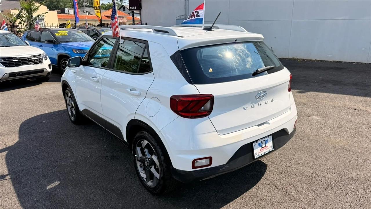 Hyundai Venue SEL 2025
