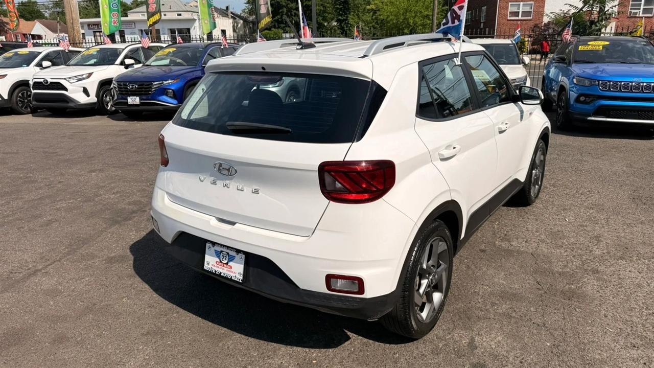Hyundai Venue SEL 2025