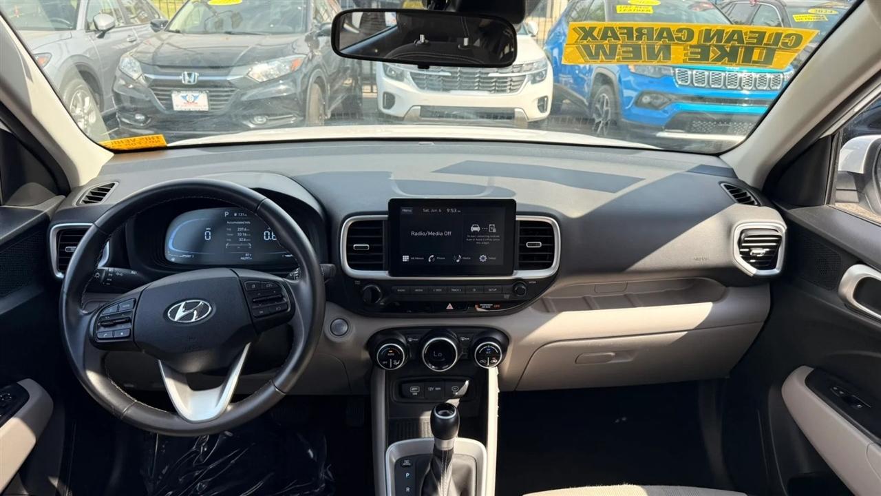Hyundai Venue SEL 2025