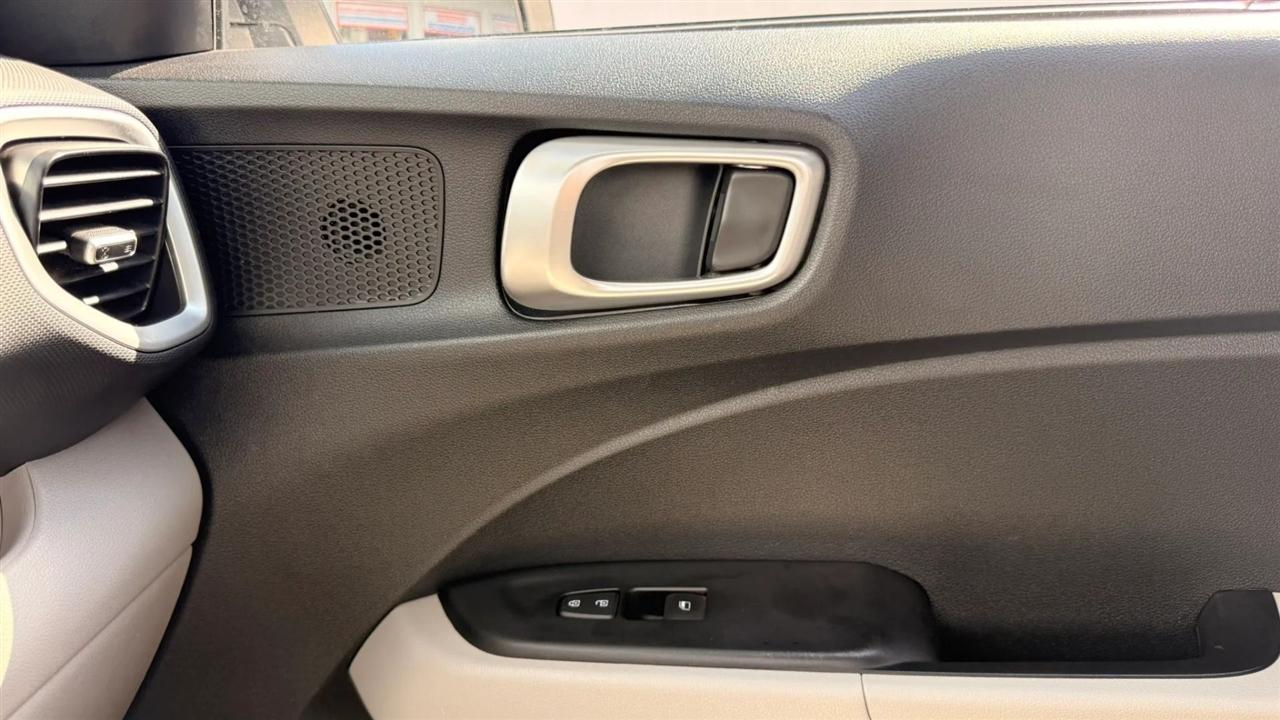 Hyundai Venue SEL 2025