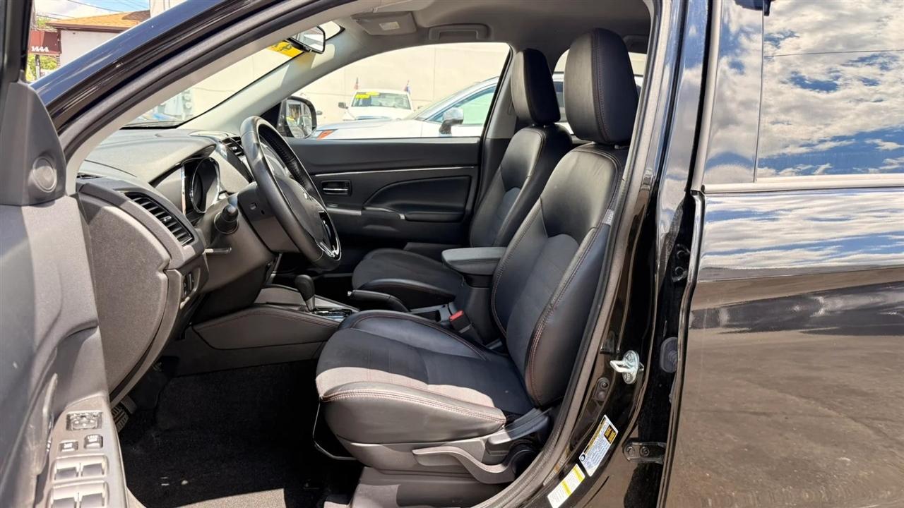 Mitsubishi Outlander Sport 2.0 ES 4WD 2024