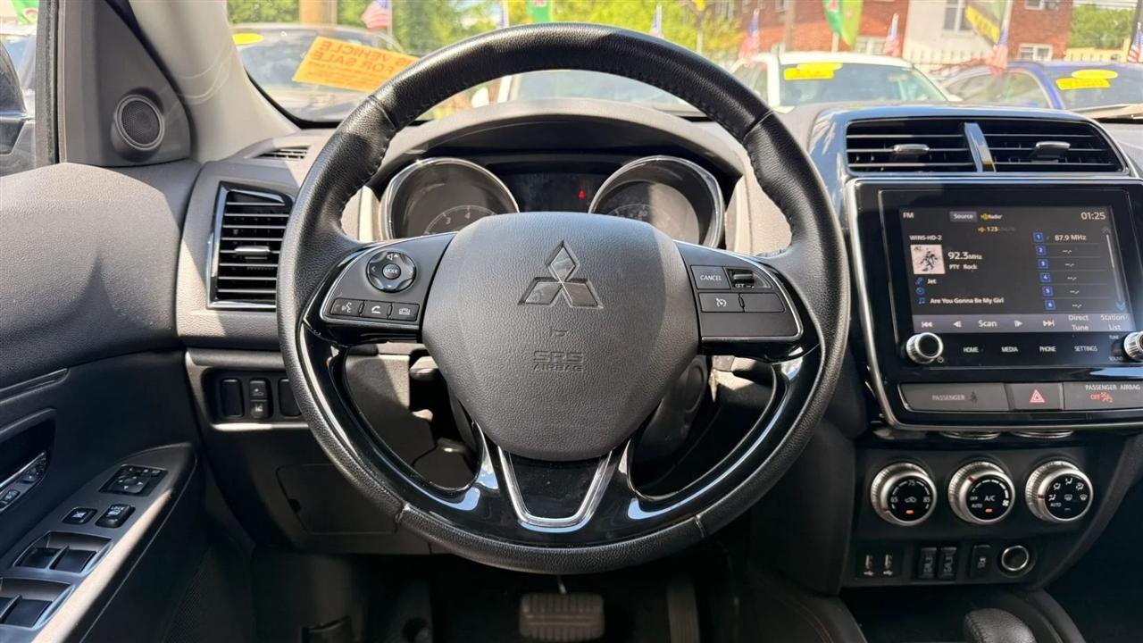 Mitsubishi Outlander Sport 2.0 ES 4WD 2024