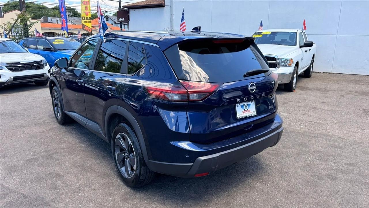 Nissan Rogue SV 2024
