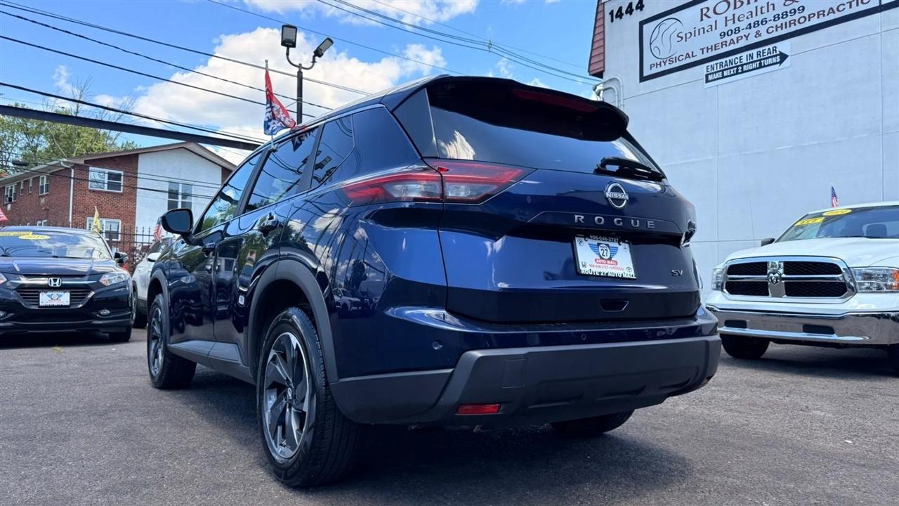 Nissan Rogue SV 2024