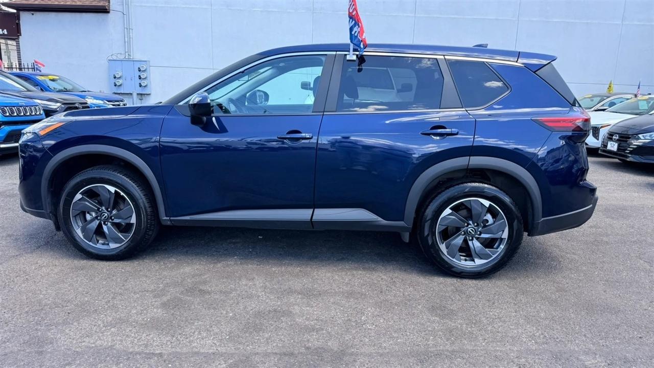 Nissan Rogue SV 2024