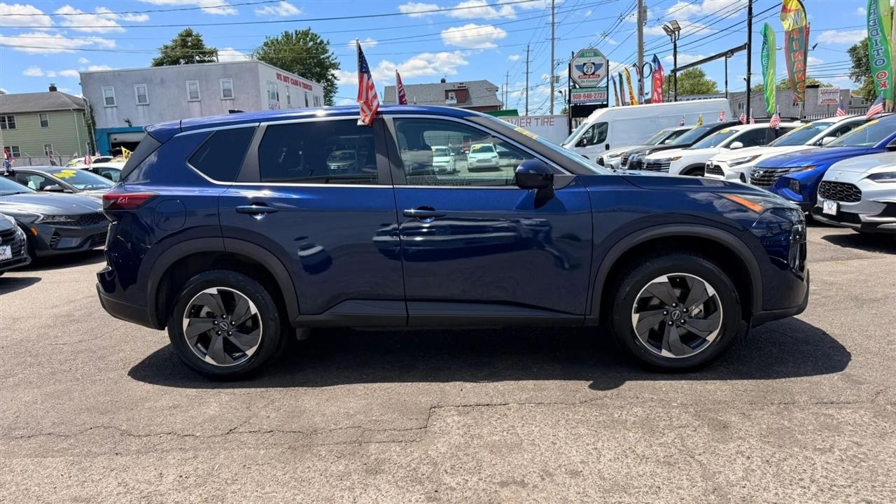 Nissan Rogue SV 2024