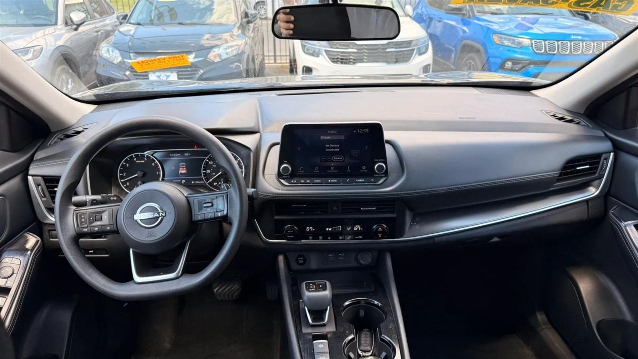 Nissan Rogue SV 2024