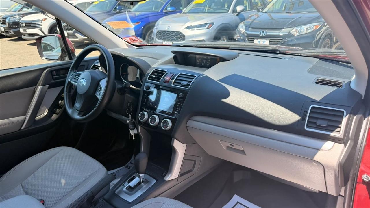 Subaru Forester 2.5i Premium PZEV CVT 2016