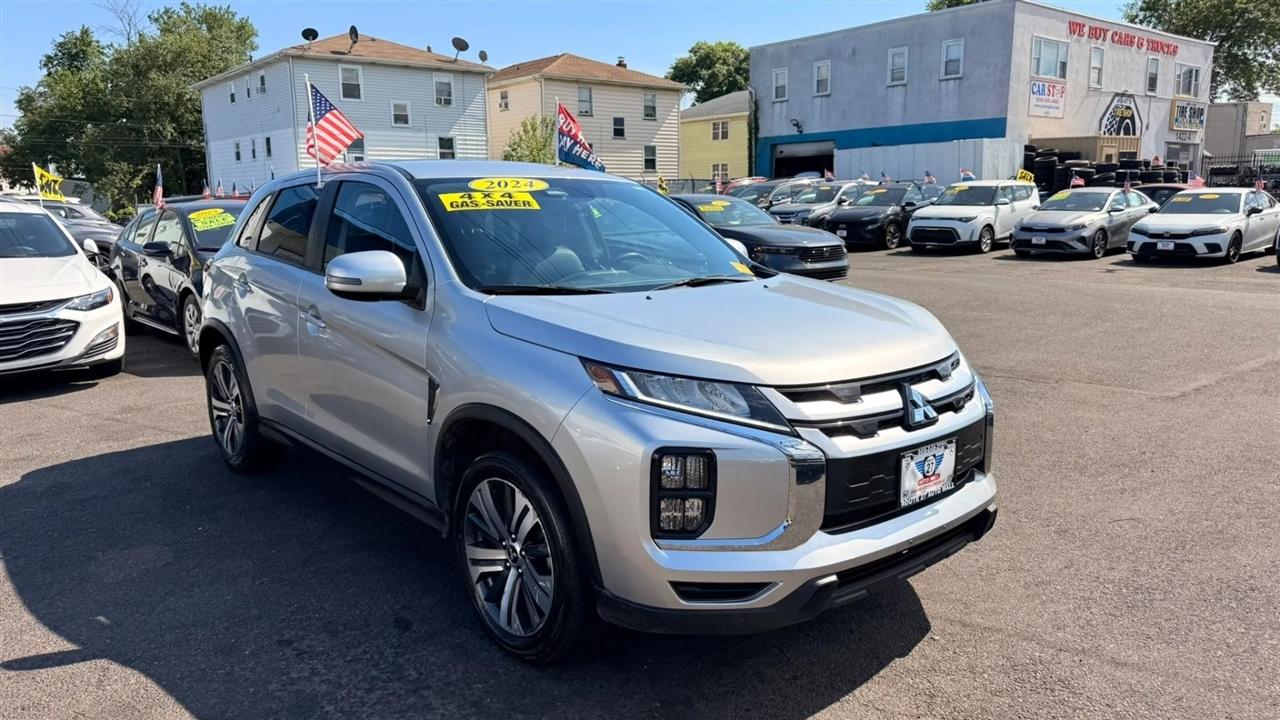 Mitsubishi Outlander Sport 2.0 ES 4WD 2024
