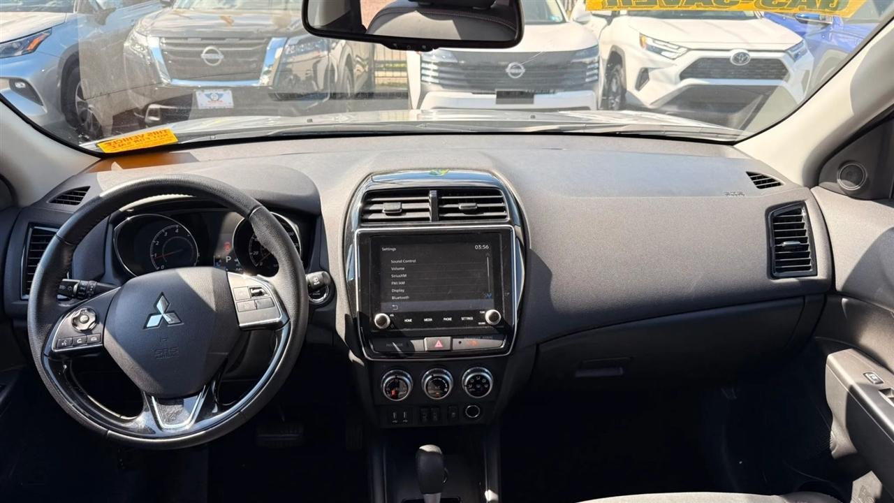 Mitsubishi Outlander Sport 2.0 ES 4WD 2024