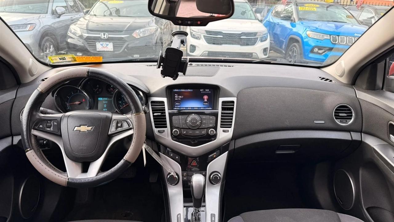 Chevrolet Cruze 1LT Auto 2013