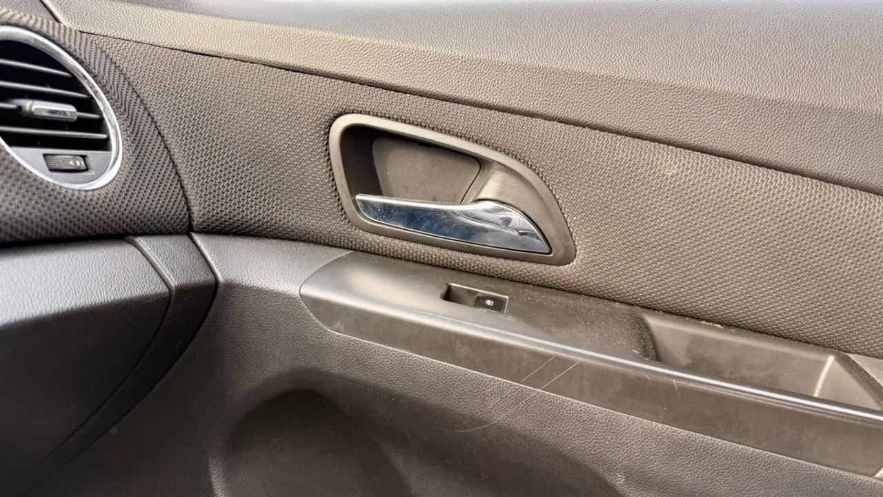 Chevrolet Cruze 1LT Auto 2013