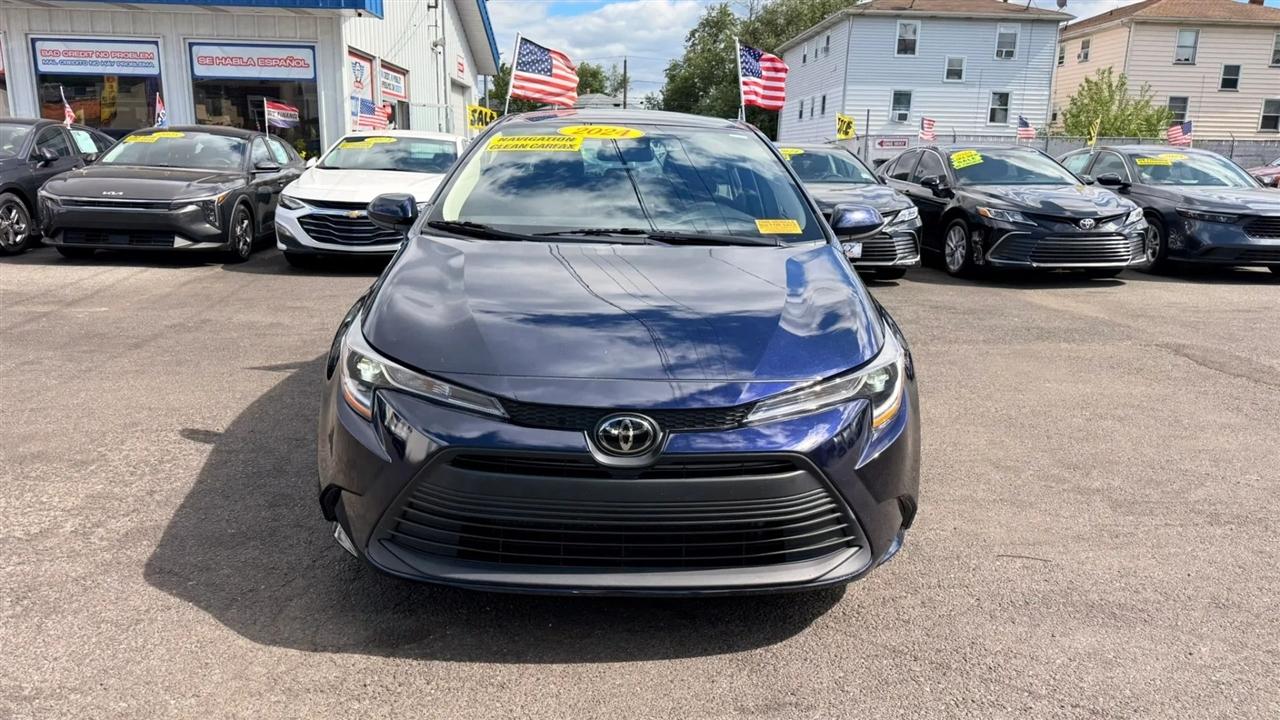 Toyota Corolla LE 2024