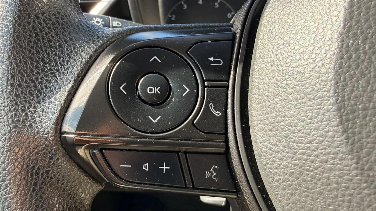 Toyota Corolla LE 2024