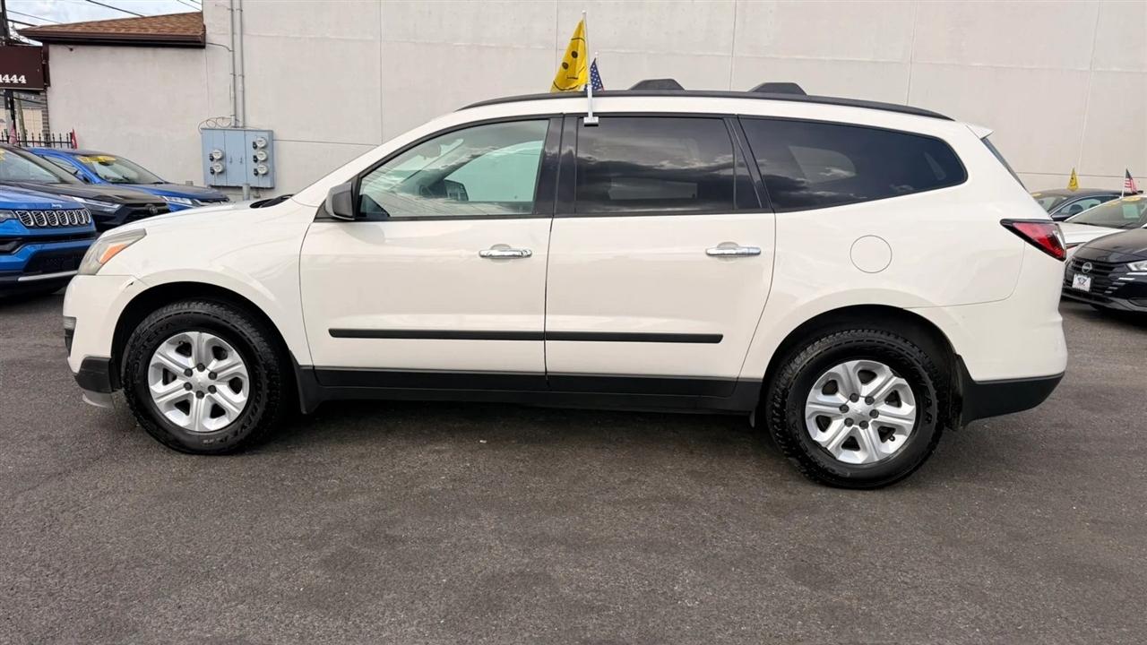 Chevrolet Traverse LS AWD 2013