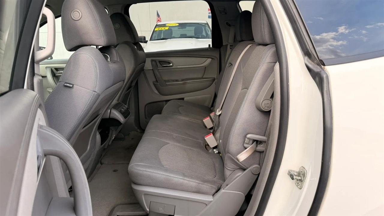 Chevrolet Traverse LS AWD 2013