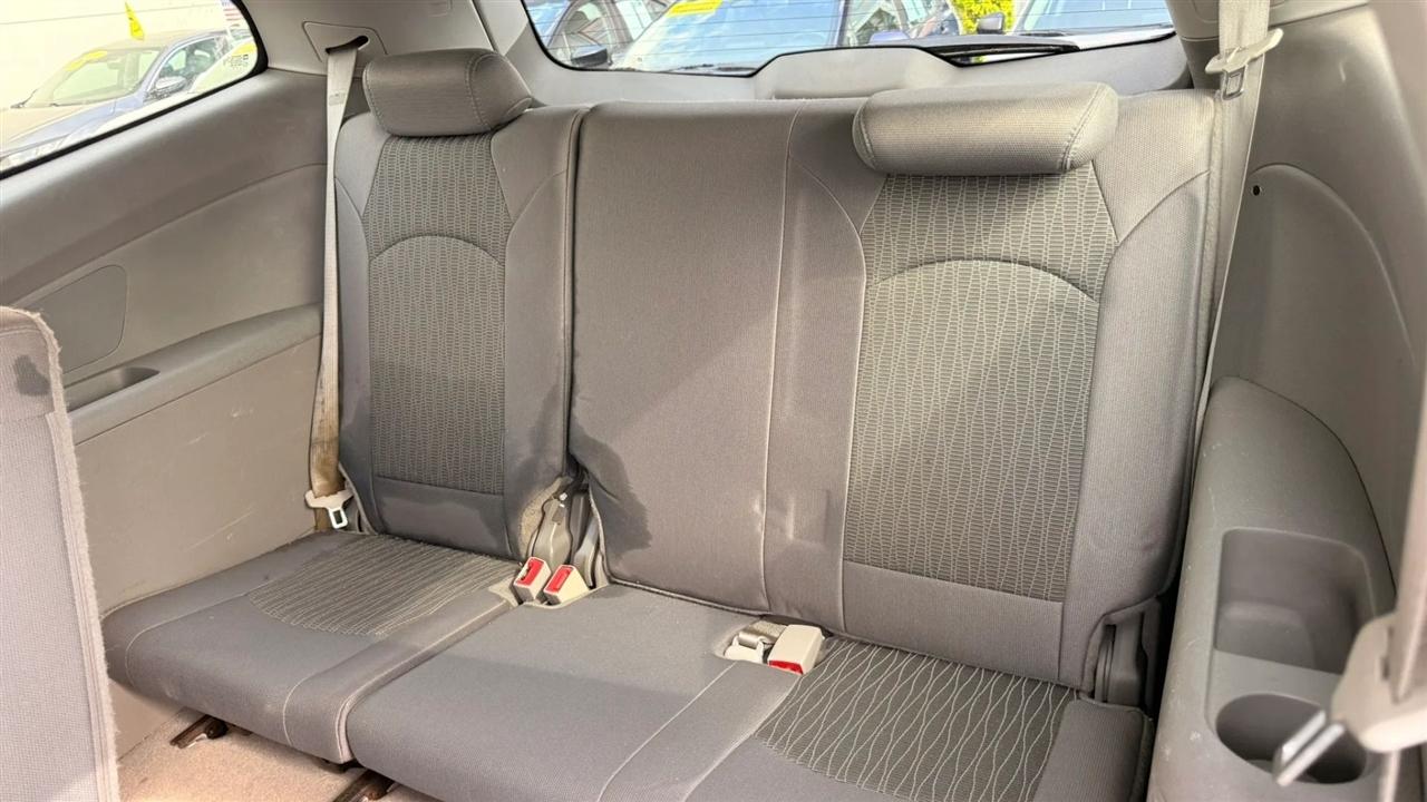 Chevrolet Traverse LS AWD 2013