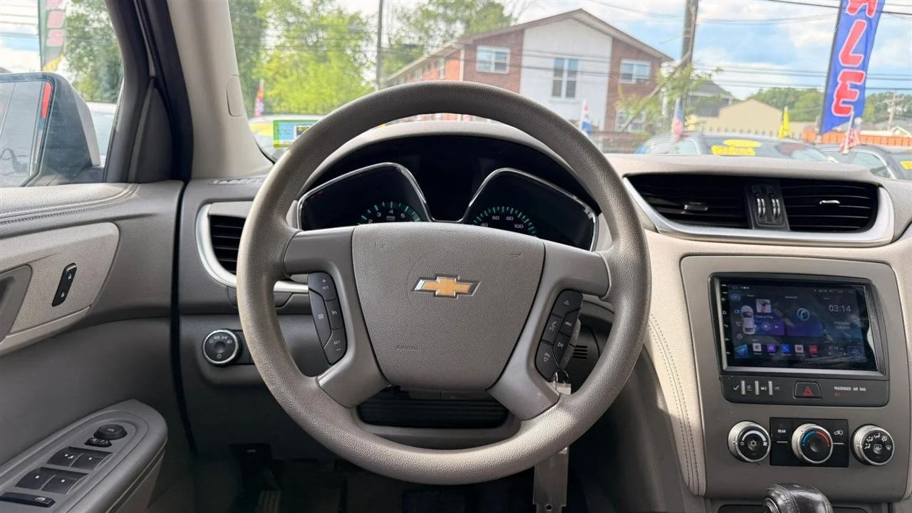 Chevrolet Traverse LS AWD 2013