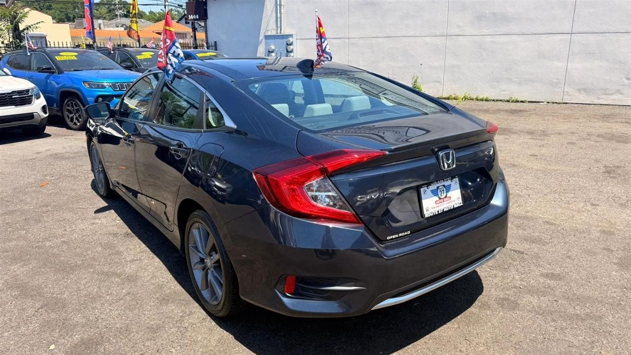 Honda Civic EX Sedan CVT 2021