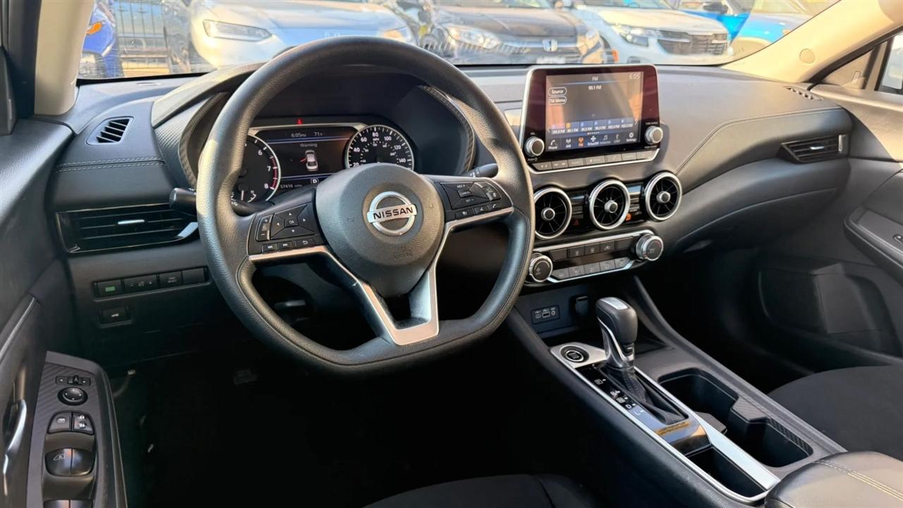 Nissan Sentra SV 2023