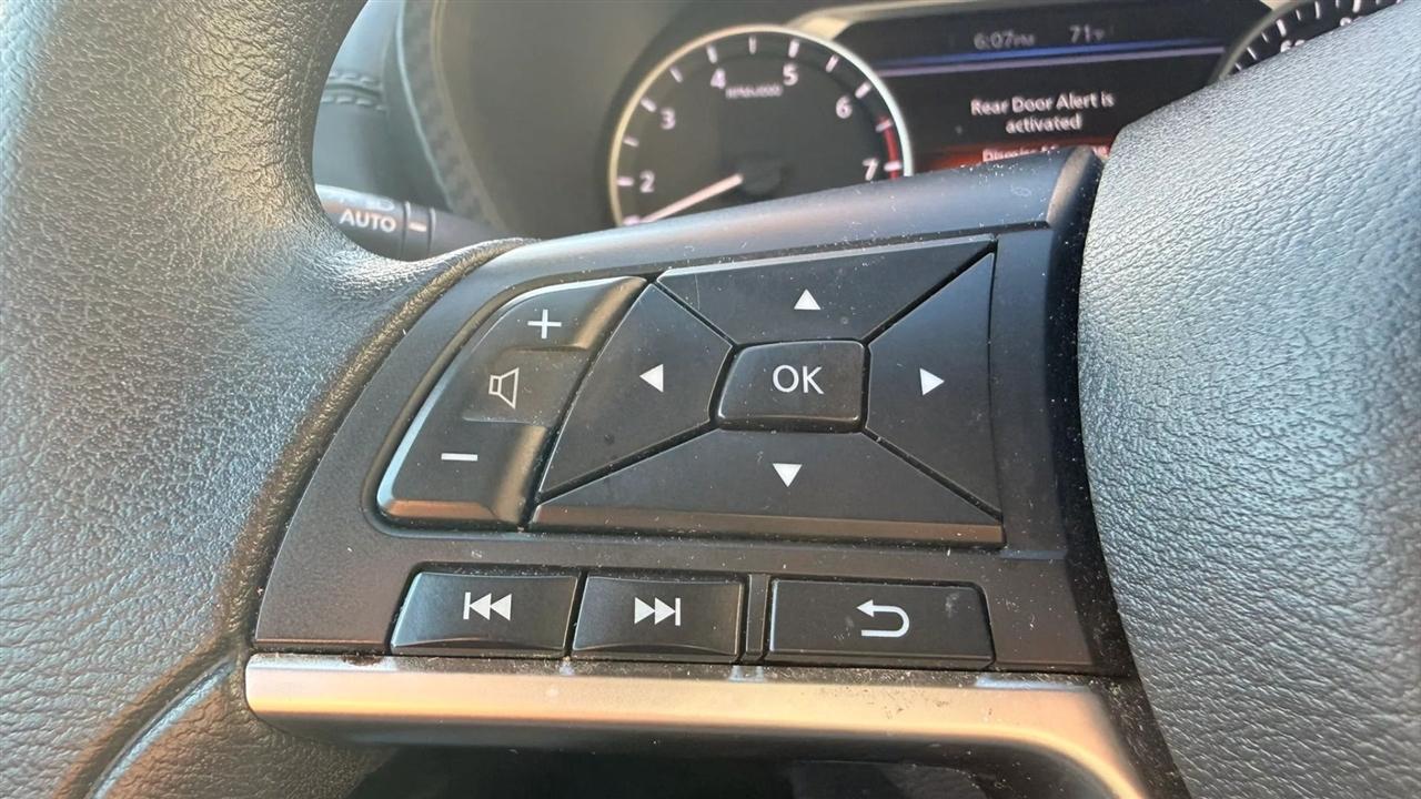 Nissan Sentra SV 2023