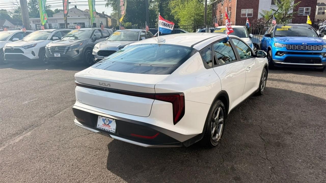 Kia K4 LXS 2025