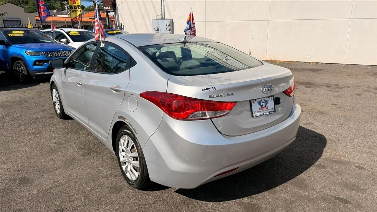 Hyundai Elantra GLS A/T 2012