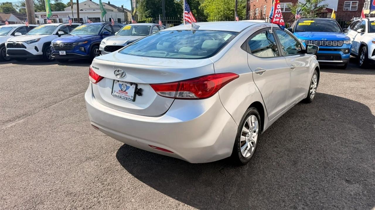 Hyundai Elantra GLS A/T 2012
