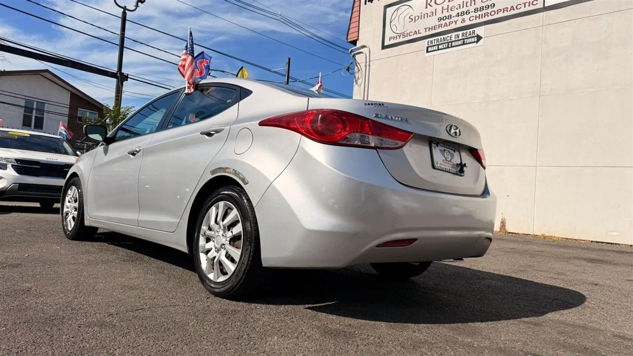 Hyundai Elantra GLS A/T 2012