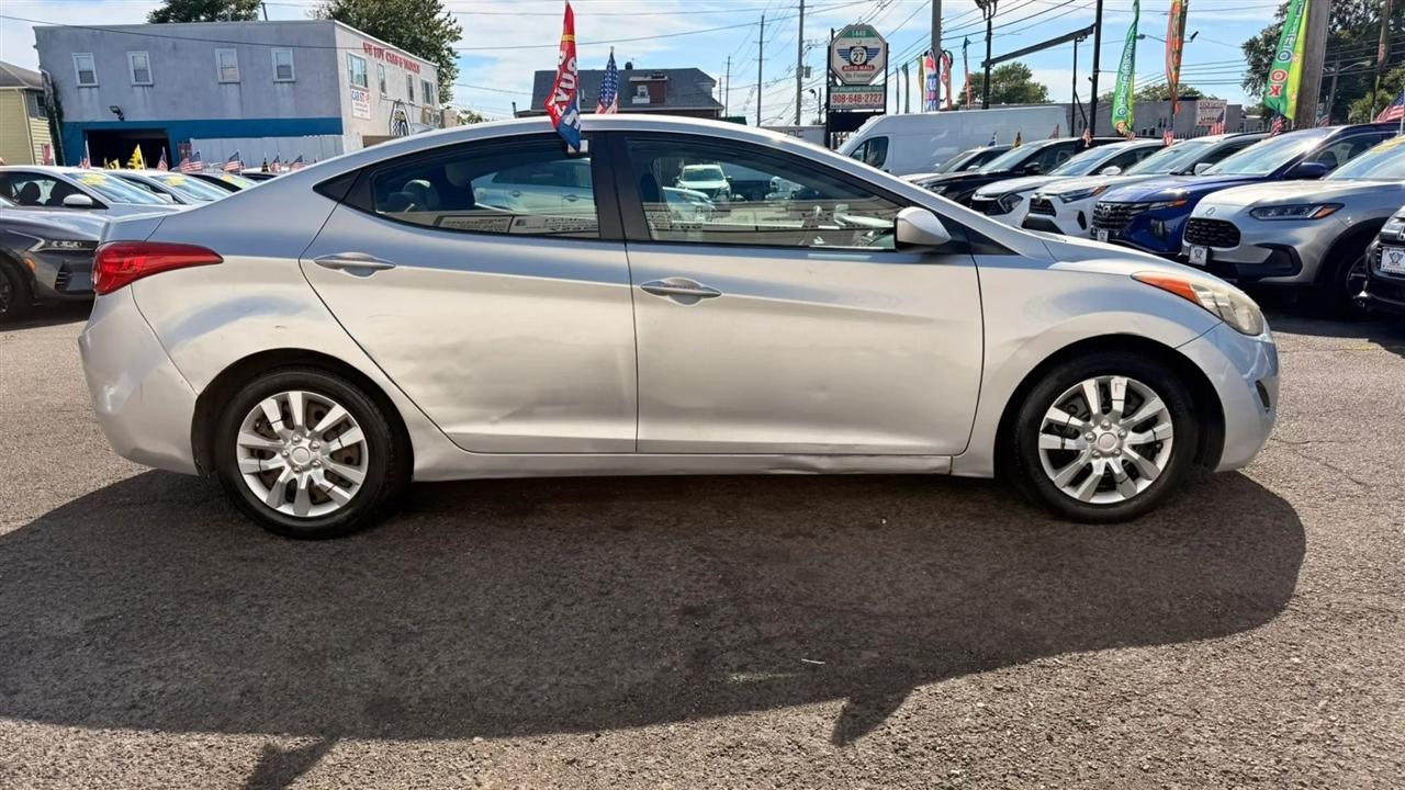 Hyundai Elantra GLS A/T 2012