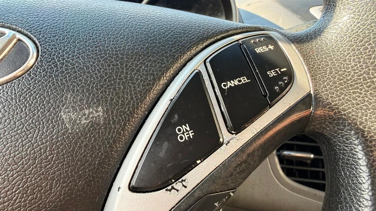 Hyundai Elantra GLS A/T 2012