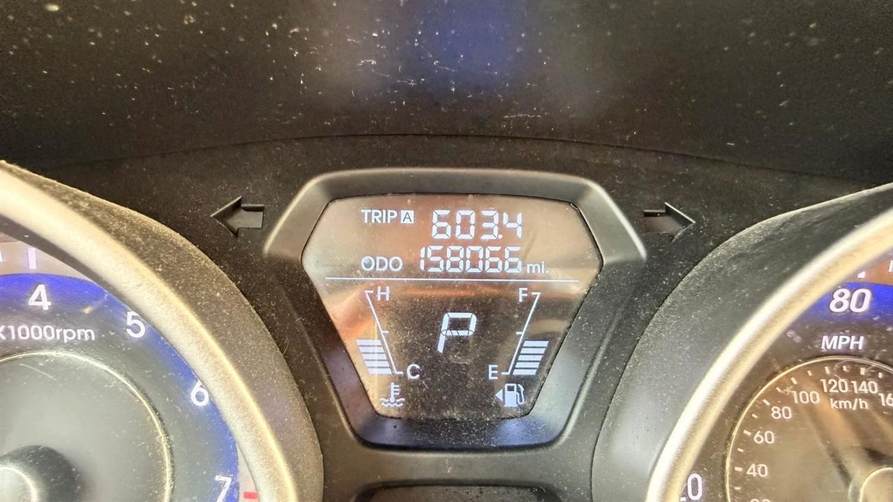 Hyundai Elantra GLS A/T 2012