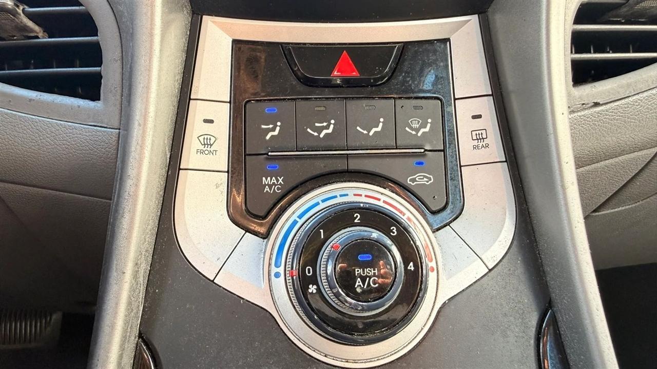 Hyundai Elantra GLS A/T 2012