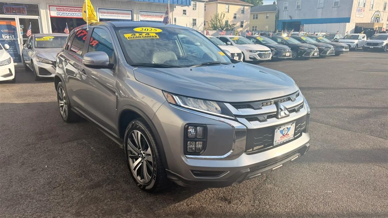 Mitsubishi Outlander Sport 2.0 ES 4WD 2025