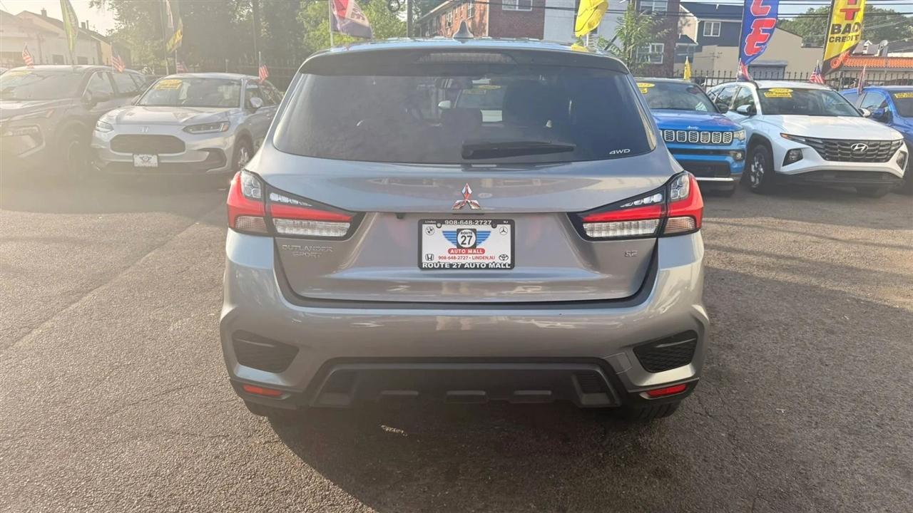 Mitsubishi Outlander Sport 2.0 ES 4WD 2025